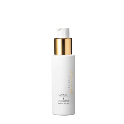 Ulei de Finish cu Tamarind și Shikakai Obsessed Wonder Treatment Oil 50ml sporește strălucirea și combate frizzul, fiind ideal pentru utilizarea cu instrumente de încălzire